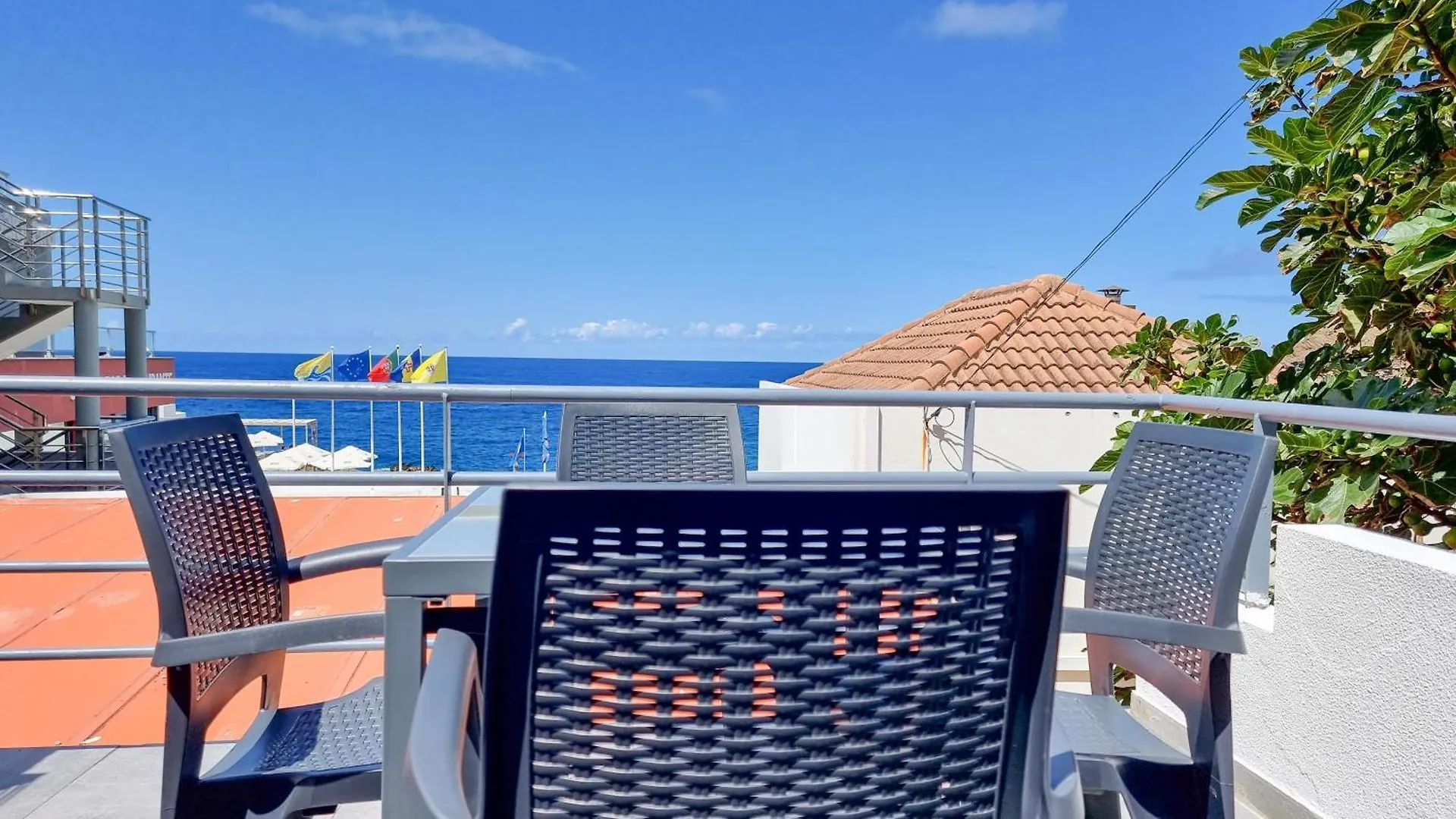 The Jolie - Apartments By The Ocean Porto Moniz