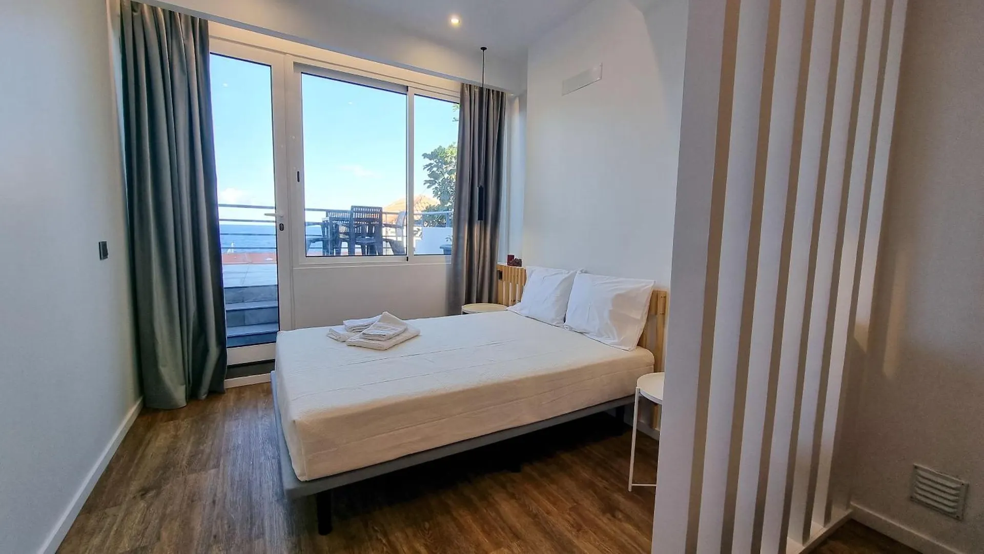 The Jolie - Apartments By The Ocean Porto Moniz