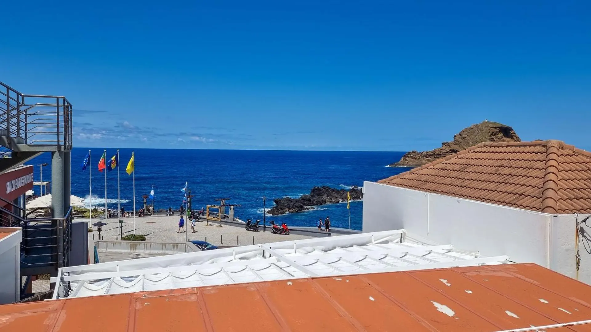 The Jolie - Apartments By The Ocean Porto Moniz 0*,